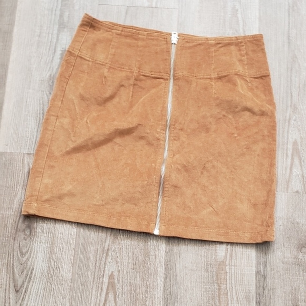 Wild Fable zip front, brown corduroy mini skirt size 10